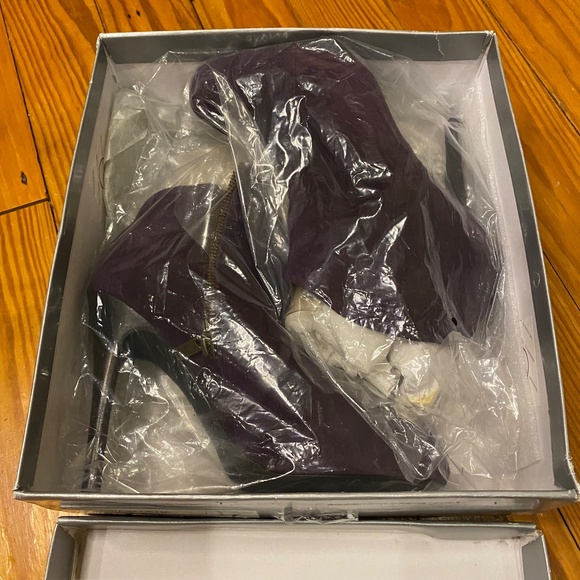 Jessica Simpson Pasadena Ankle Booties, Eggplant Suede, Sz. 7.5M. - Picture 5 of 16